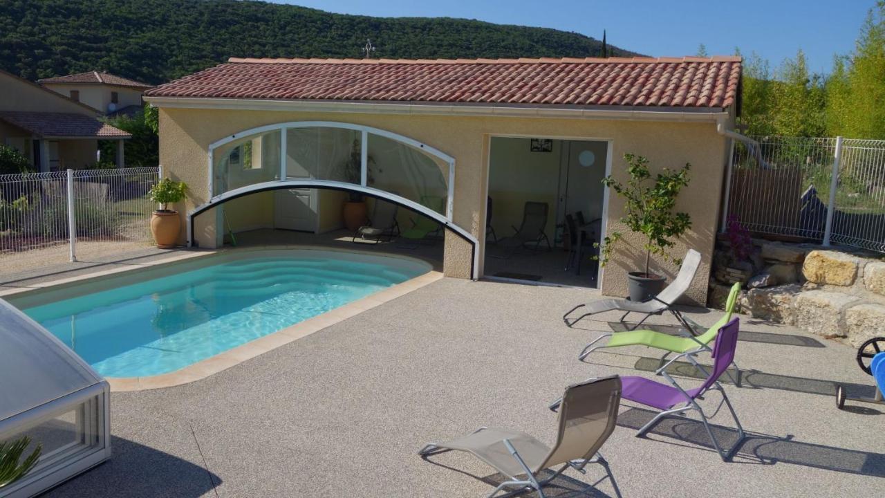 Gites Du Combeau Saint-Maurice-d'Ibie Exterior photo
